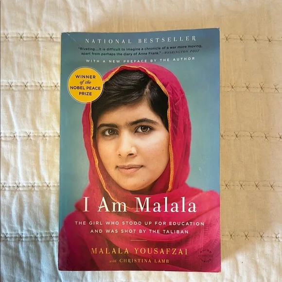 I Am Malala Book - Picture 1 of 4